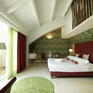 Suite - Split Level