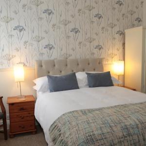 Deluxe Double Room with Shower