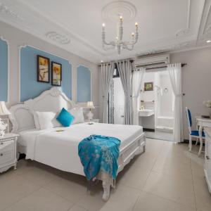 Family Room with Bath
