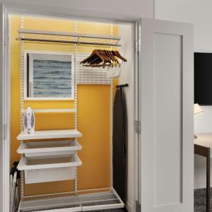 One-Bedroom Queen Suite with Sofa Bed and Roll-in Shower - Mobility Accessible