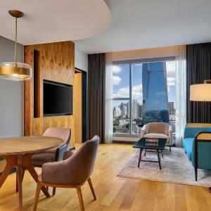 Premier Suite