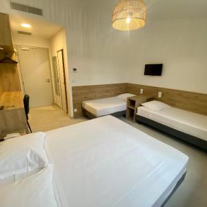Superior Quadruple Room with Airconditioning 