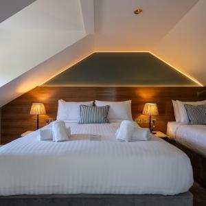 Comfort Triple Room with Shower