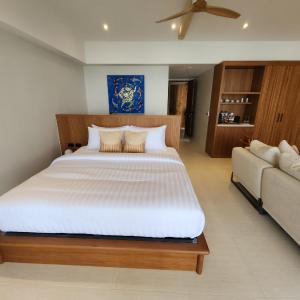 Premier Penthouse Suite