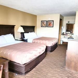 Queen Room with Two Queen Beds - Hearing Accessible/Non-Smoking