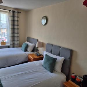 Classic Twin Room