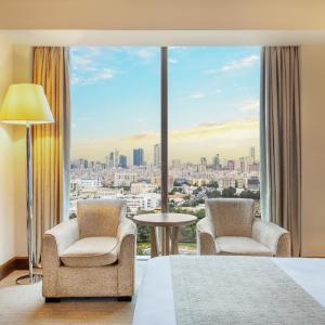 Platimun King Room - Concierge Lounge Access - Guaranteed 3pm Late Check Out and 20% Discount on F&B (applicable only on weekdays)