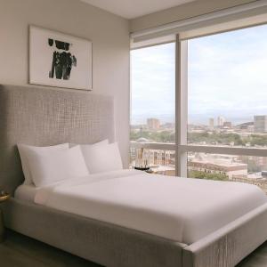 Three Bedroom, King and Queen (Virtual Front Desk)