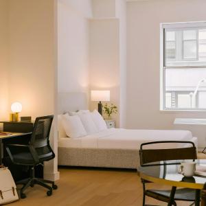 Superior Studio Apartment with Queen and Sofa Bed