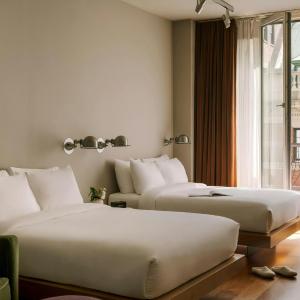 2 Double Beds, Studio