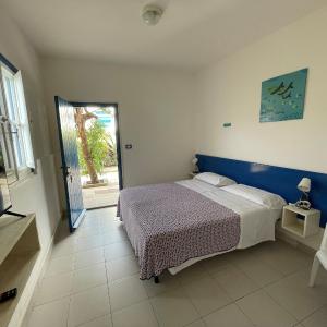 Studio (2 Adults)