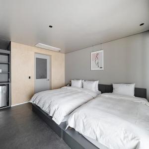 Deluxe Twin Room with Sea View