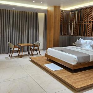 King Room
