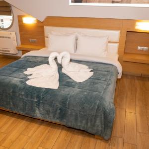 Deluxe Triple Room with Sea View