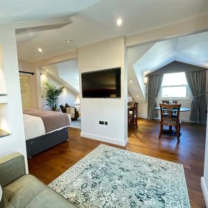 Burnell Suite