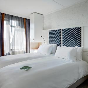 Extra Large Family Suite (4 Adults)