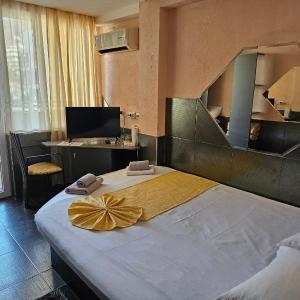 Single Room with Bathroom