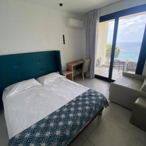 Superior Triple Room with Sea View