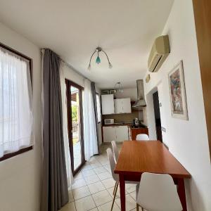 Superior One-Bedroom Apartment