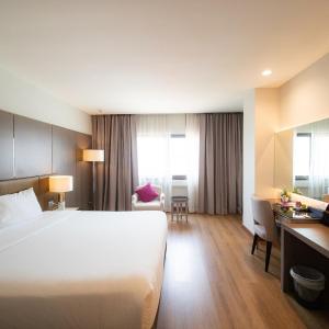 Superior King Room