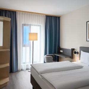 Quiet Standard Twin Room with Courtyard View
