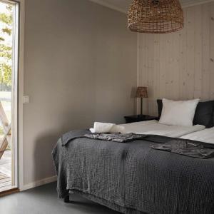 Standard Twin Room with limited Sea View
