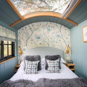 Shepherds Hut - Twin