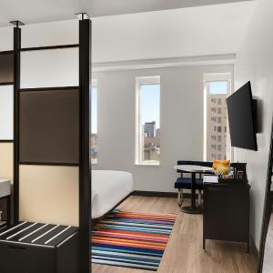 King Room with City View