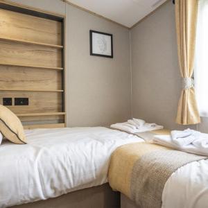 Westwood 6 Berth Accessible