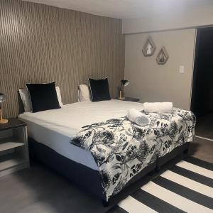 Double Room with Lake View