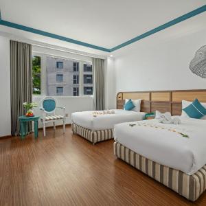 Premium Double or Twin Partial Sea View