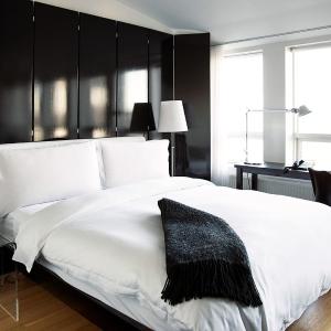 Double Queen Room with City View