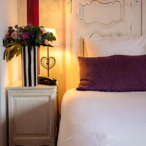 Comfort Room 1 to 2 people