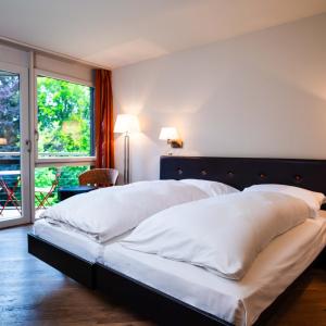 Twin Room with Balcony