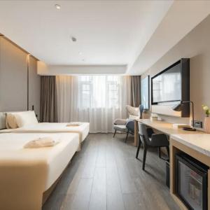 Jimu Family Room 