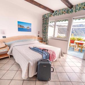 Studio with Sea View (2 Adults)