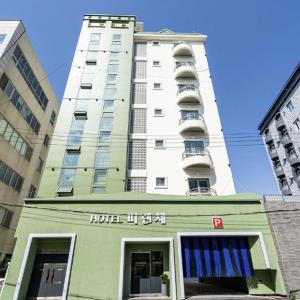 hotelImage