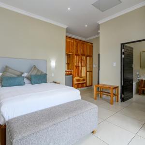 Two Bedroom Family Chalet with Patio