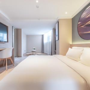 Superior Double Room with City View