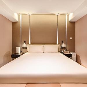 Premium Suite