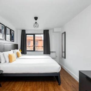 Two-Bedroom Apartment with two bathrooms