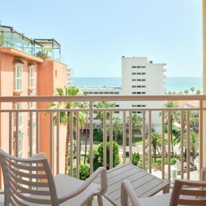 Double or Twin Room with Side Sea View