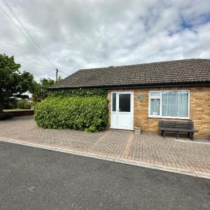 2 Bedroom Bungalow