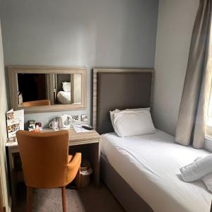 Small Single Room