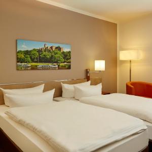 Family Room (2 adjacent rooms)
