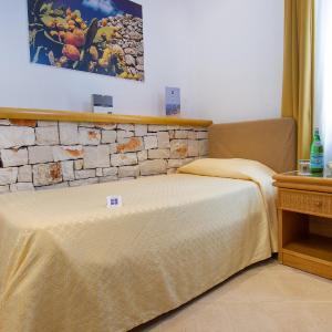 Small Single Room