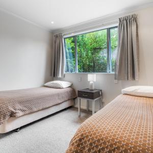 Deluxe Two-Bedroom Apartment with Spa Bath