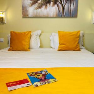 Special Offer - Fine Art Room Package 