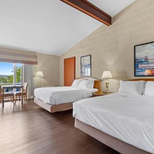Double Room with Lake View