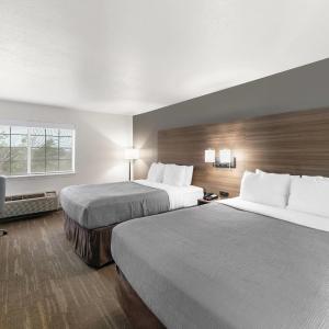 Queen Room with Two Queen Beds